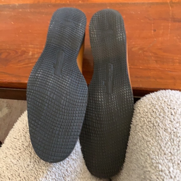 Salvatore Ferragamo flats.  stunning!  Very gently worn - Picture 4 of 7